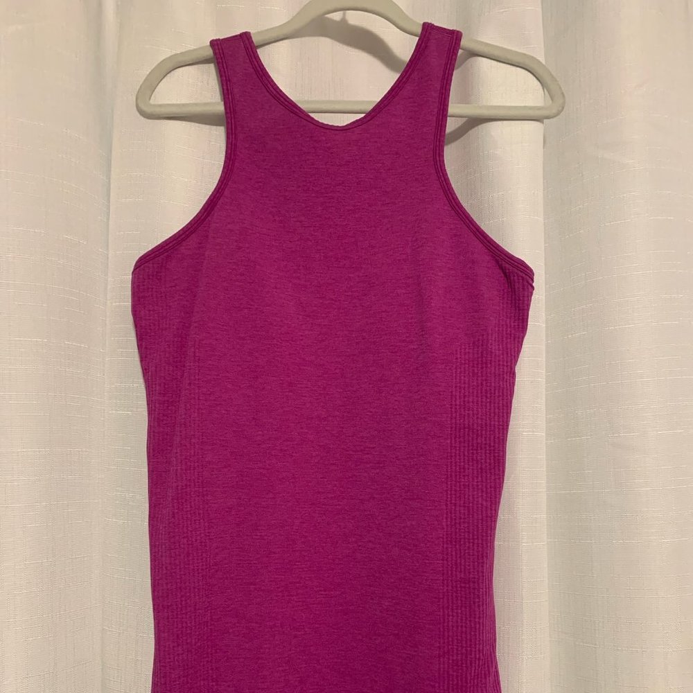 Lululemon pink high neck tank top with attached bra size 8